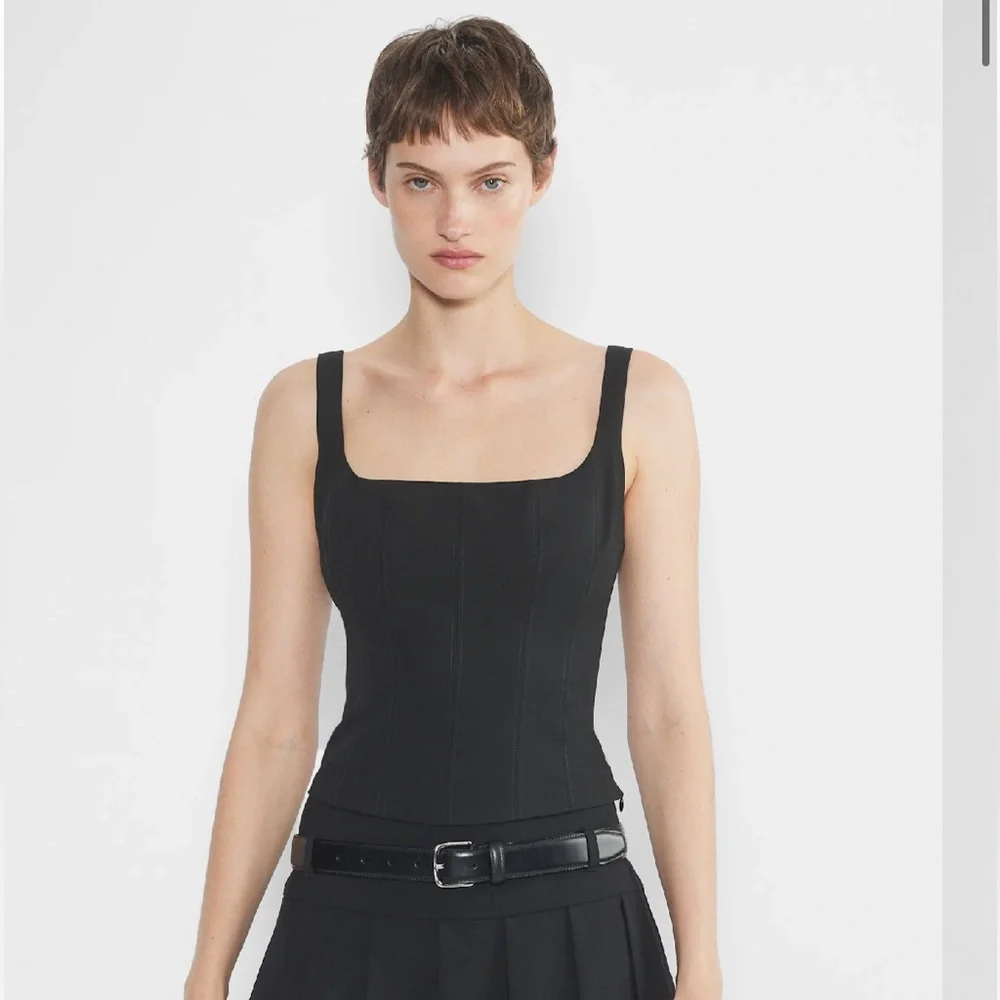Aritzia Sunday Best Roulade Tailored Top - Picture 1 of 5